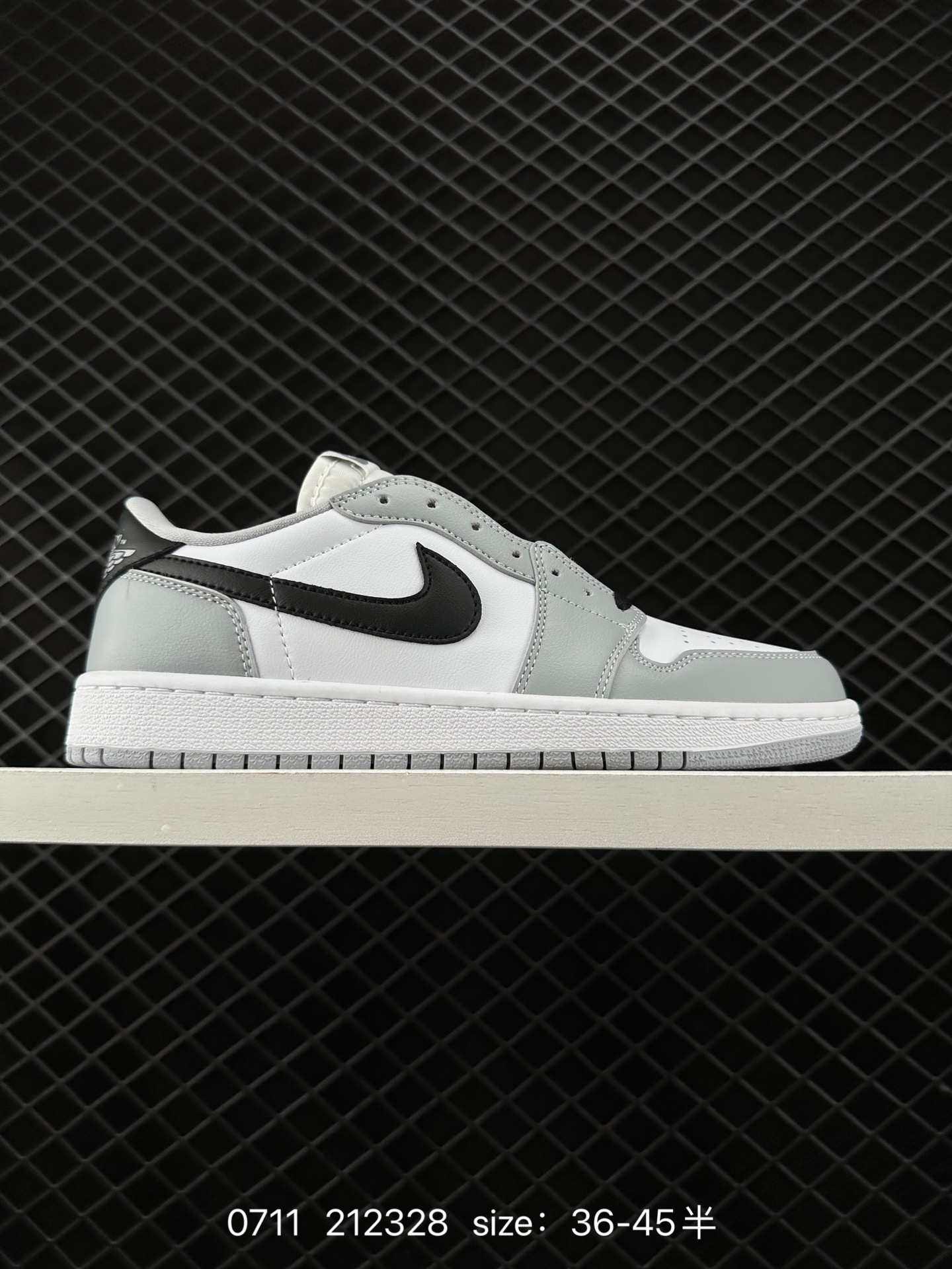 Nike Air Jordan 1 Retro Low OG Nike Air Jordan 1 Retro Low OG